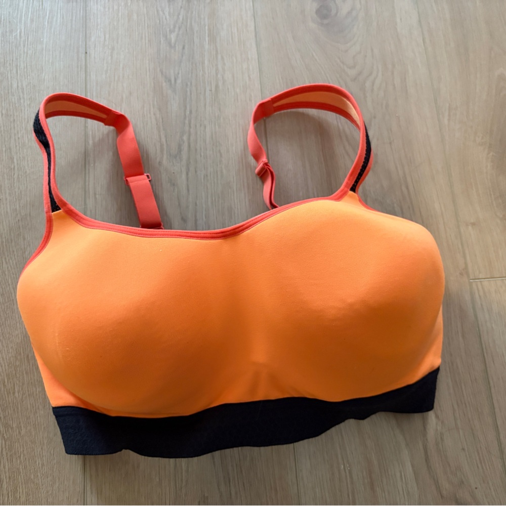 Champion Women's Vibrant Orange and Black Sports Bra 38DD